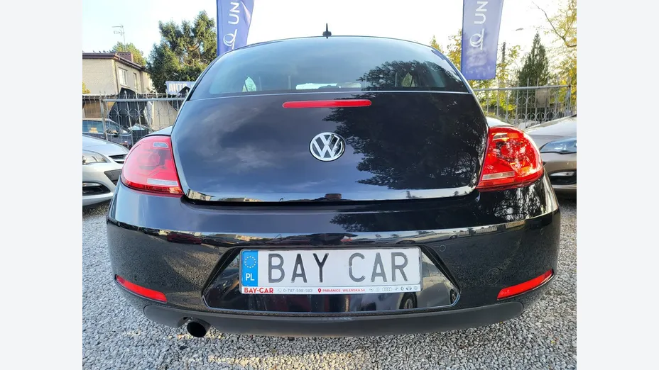 VOLKSWAGEN New Beetle -