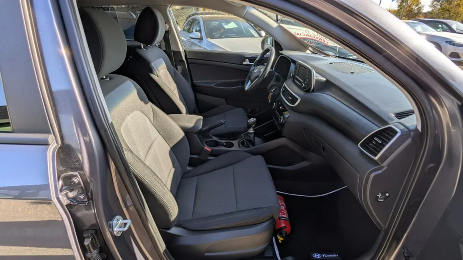 HYUNDAI Tucson -