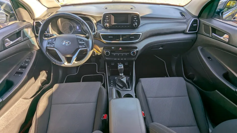 HYUNDAI Tucson -