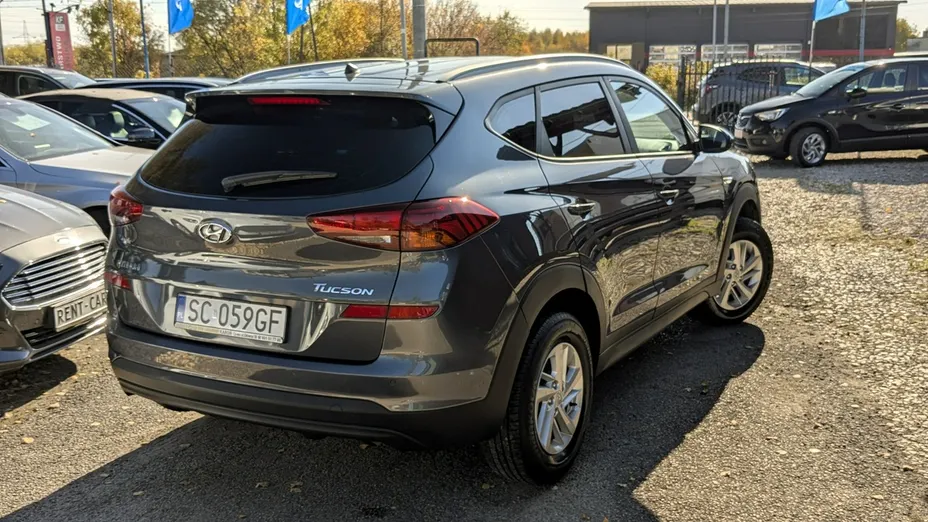 HYUNDAI Tucson -