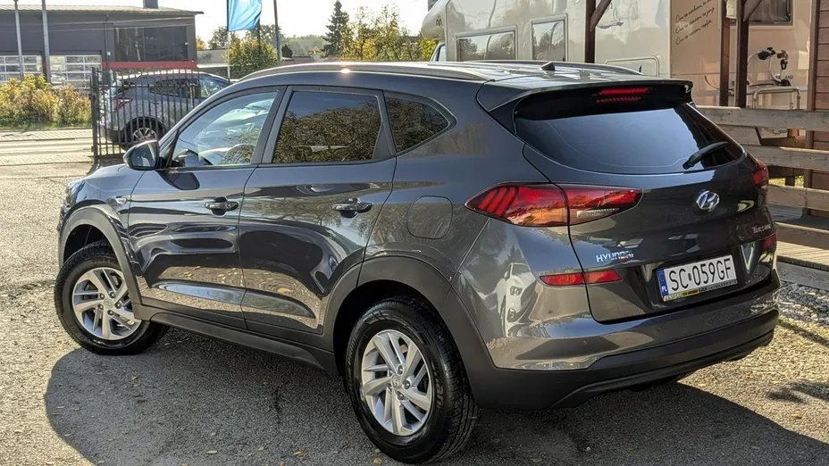 HYUNDAI Tucson -