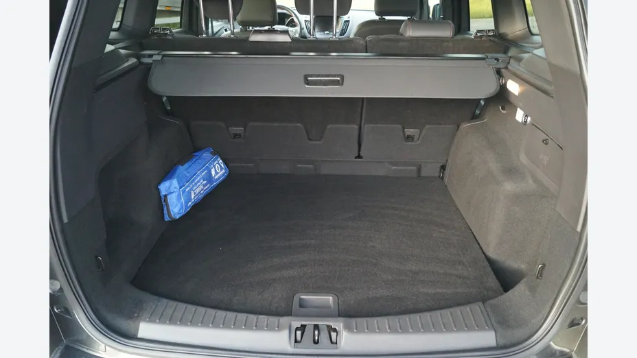 FORD Kuga -