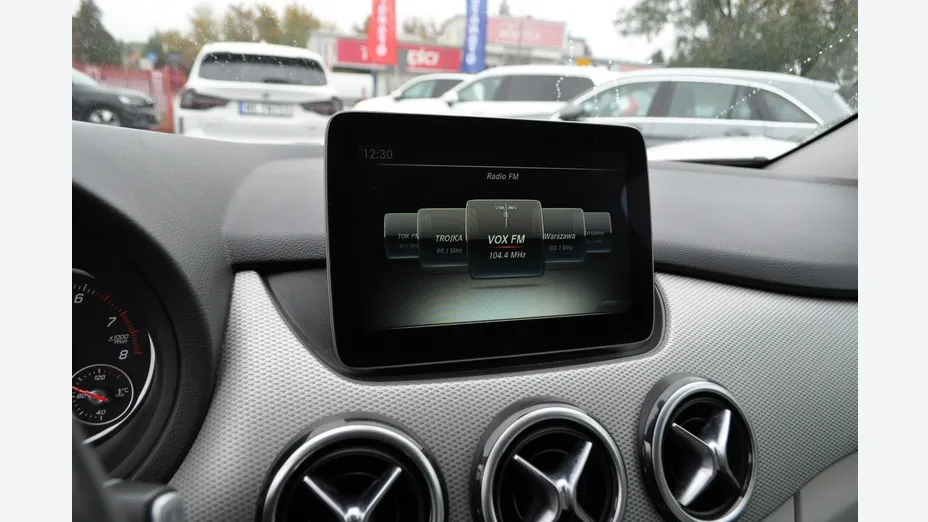 MERCEDES-BENZ B Klasa -