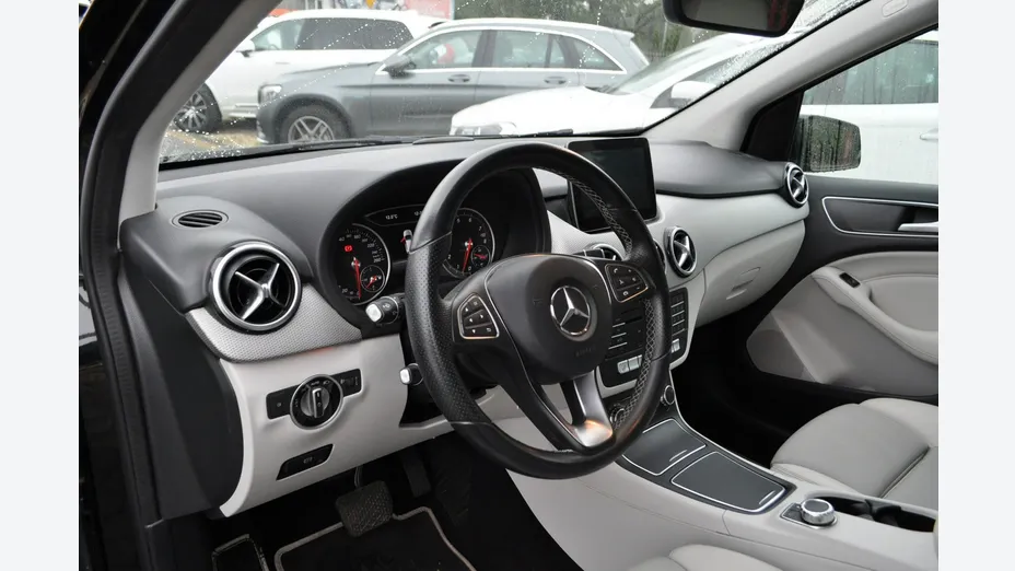 MERCEDES-BENZ B Klasa -