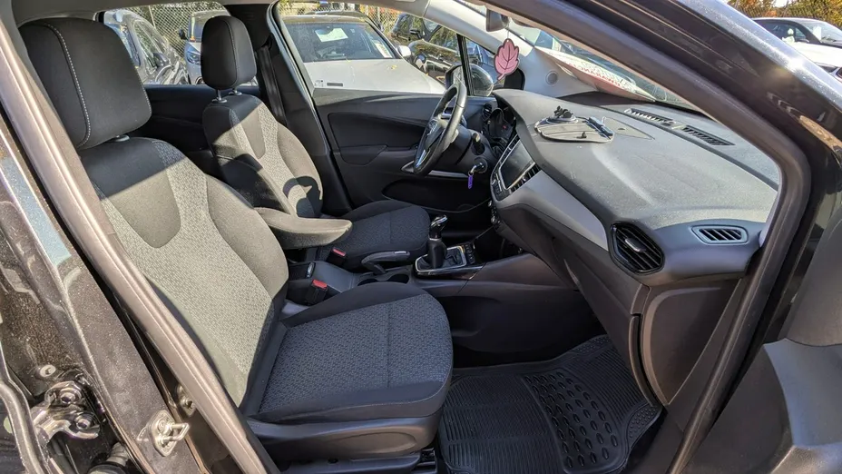 OPEL Crossland X -