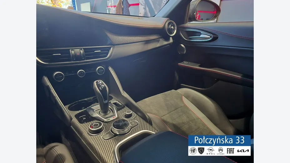 ALFA ROMEO Giulia -
