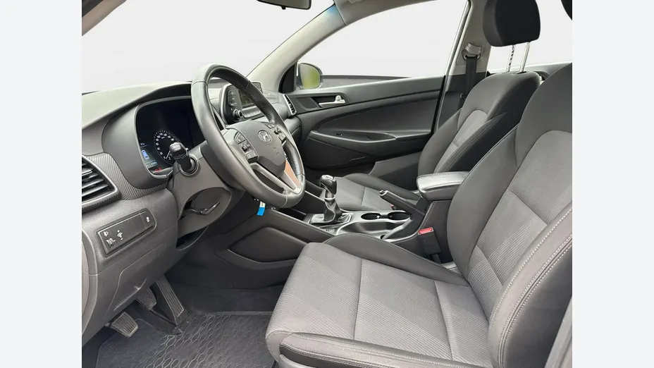 HYUNDAI Tucson -