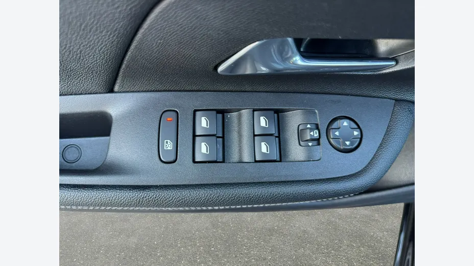 OPEL Mokka -