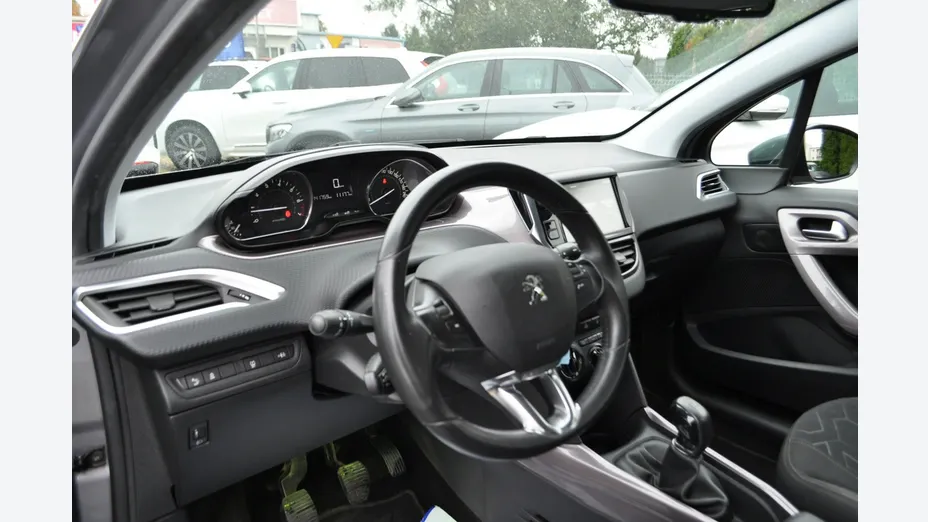 PEUGEOT 2008 -