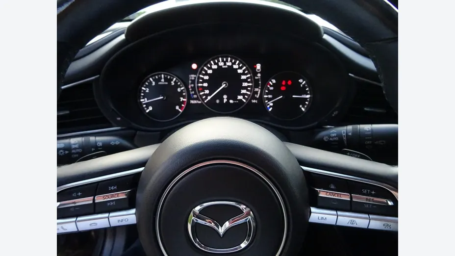 MAZDA CX-30 -
