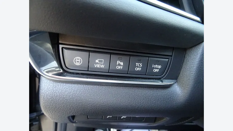 MAZDA CX-30 -