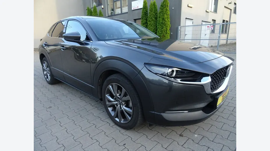 MAZDA CX-30 -