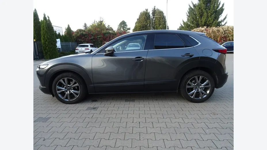 MAZDA CX-30 -