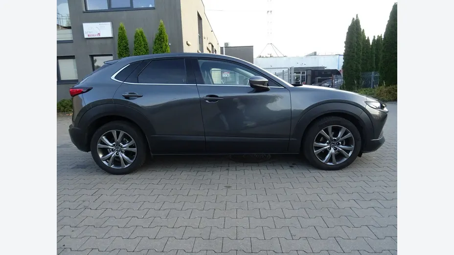 MAZDA CX-30 -