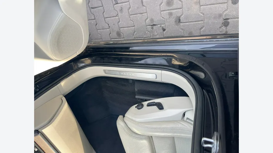 VOLVO XC90 -