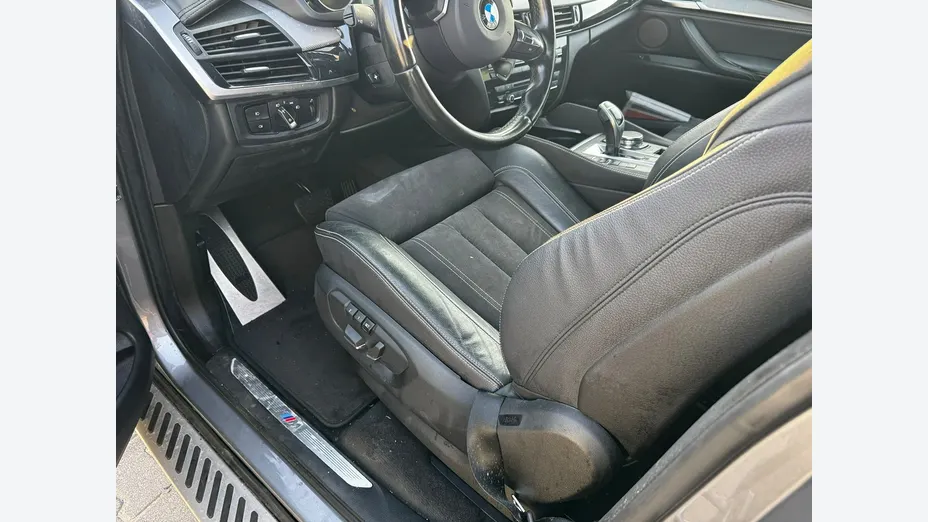 BMW X6 -