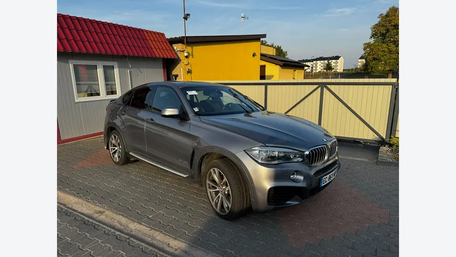 BMW X6 -