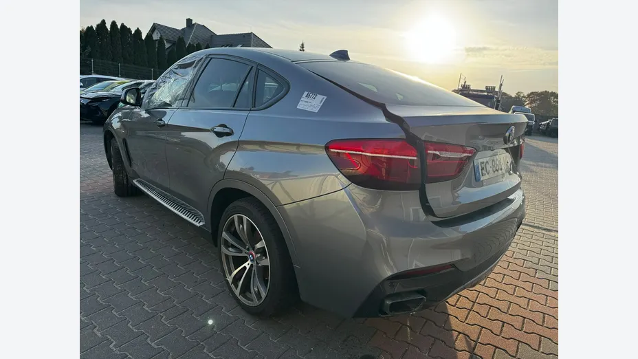 BMW X6 -