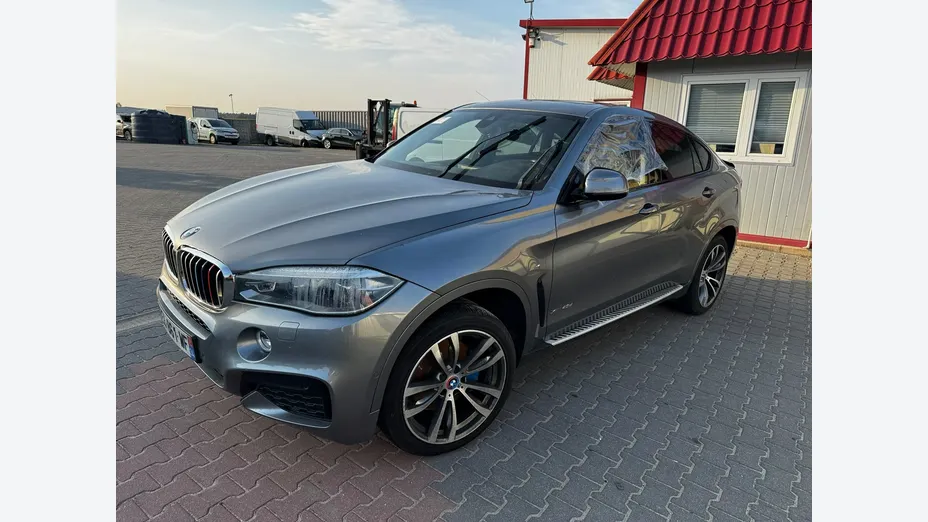 BMW X6 -