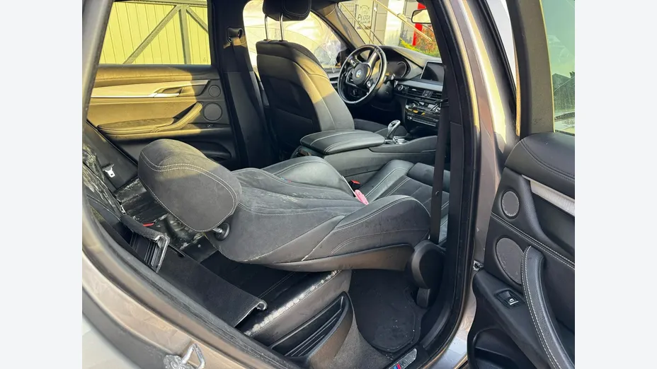 BMW X6 -
