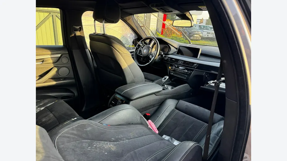 BMW X6 -