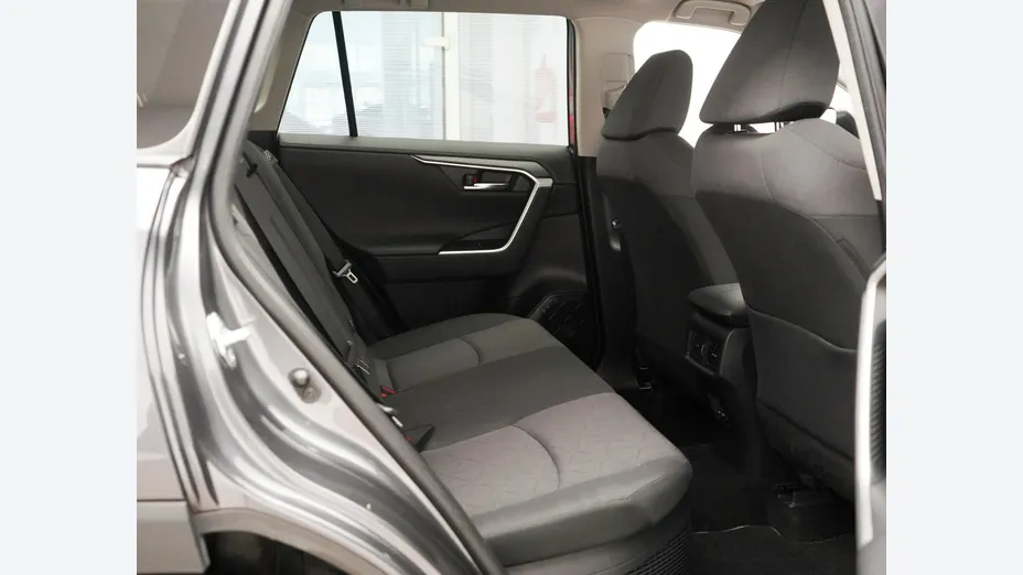 TOYOTA RAV4 -