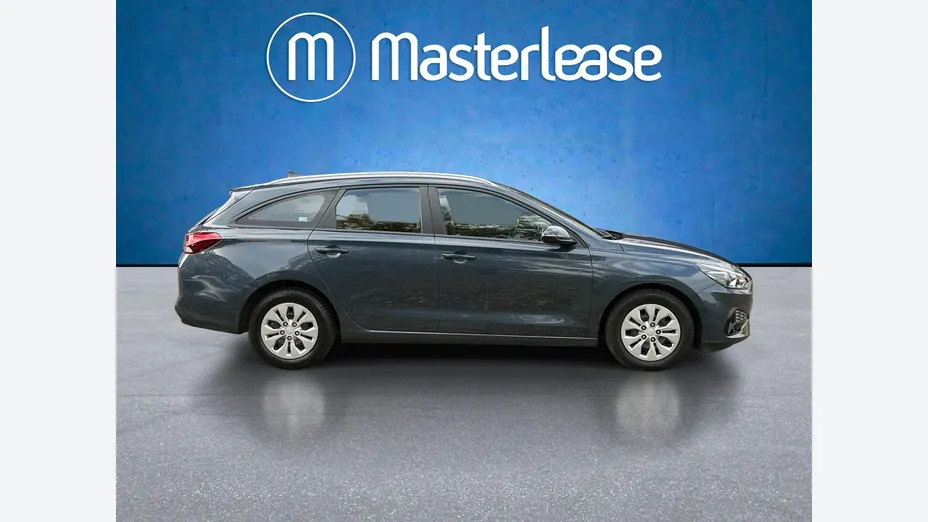 HYUNDAI i30 -