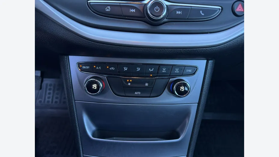 OPEL Astra -