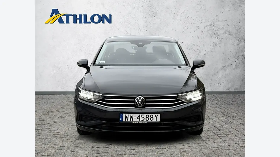 VOLKSWAGEN Passat -