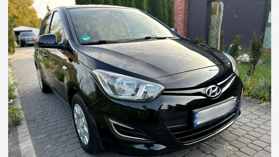 HYUNDAI i20 -