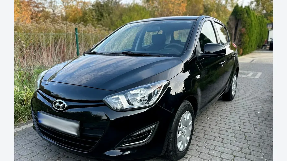HYUNDAI i20 -