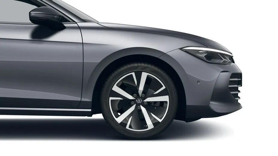 VOLKSWAGEN Passat -