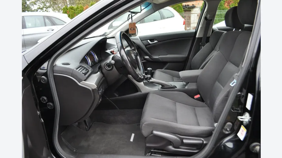 HONDA Accord -