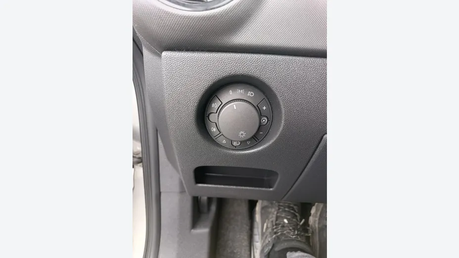 OPEL Corsa -