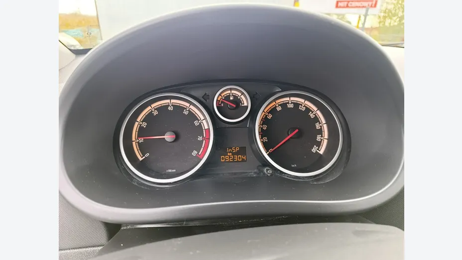 OPEL Corsa -