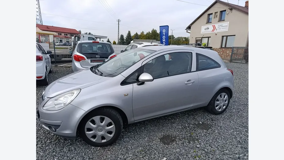 OPEL Corsa -