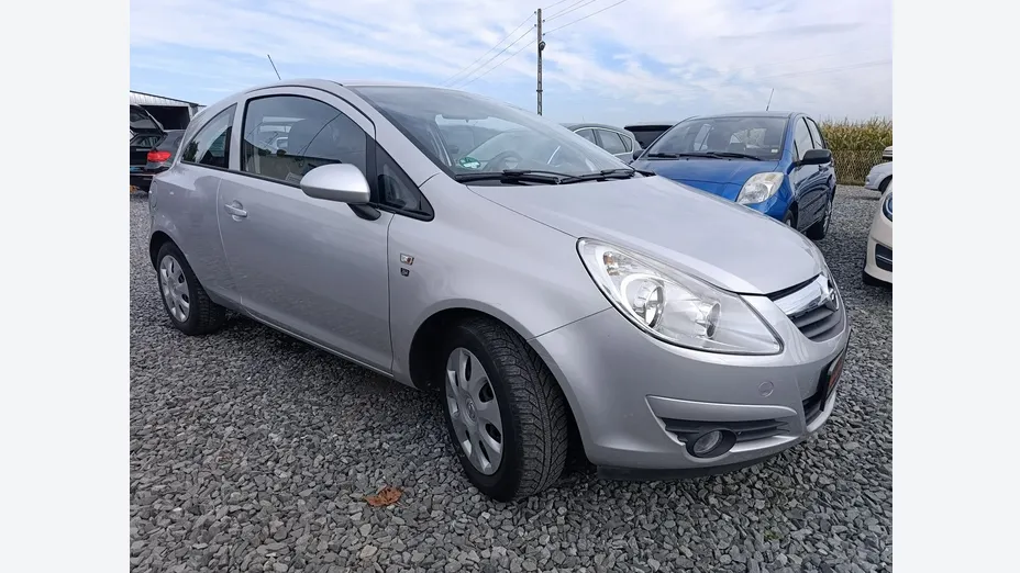 OPEL Corsa -