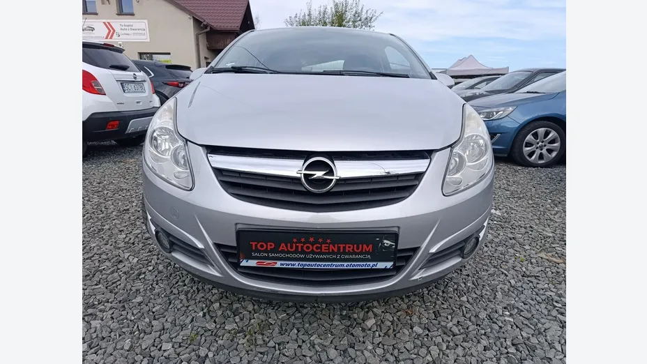 OPEL Corsa -