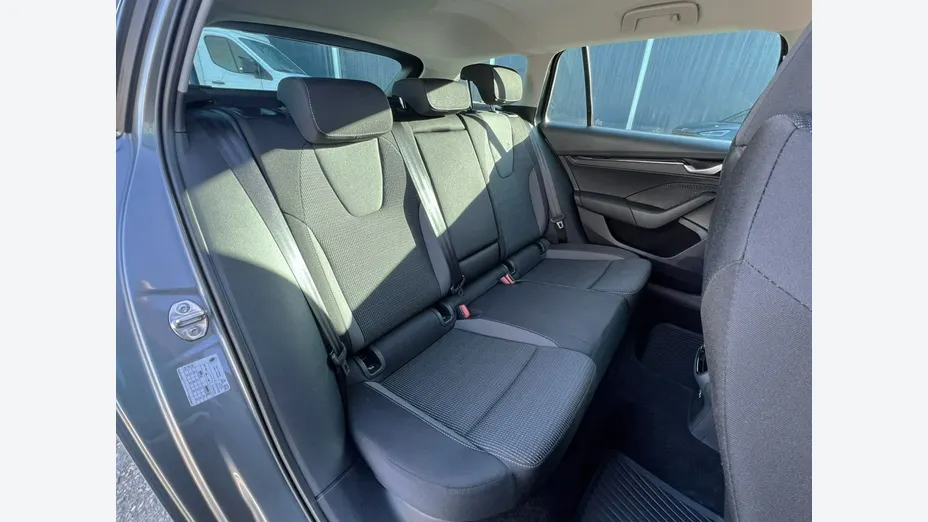 SKODA Octavia -