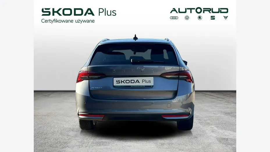 SKODA Octavia -