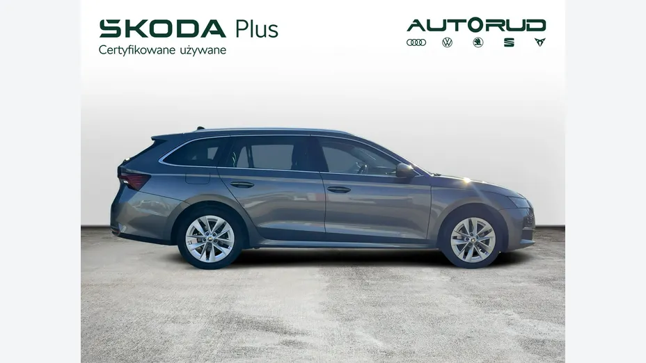 SKODA Octavia -