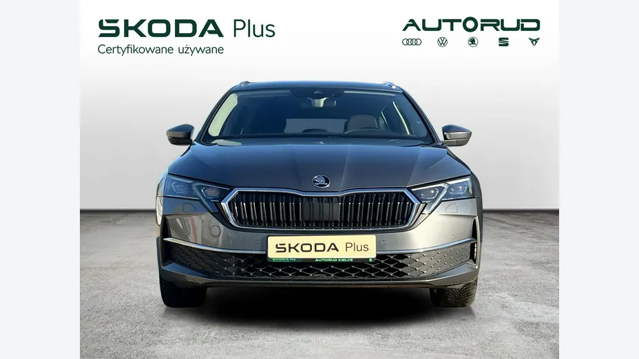 SKODA Octavia -