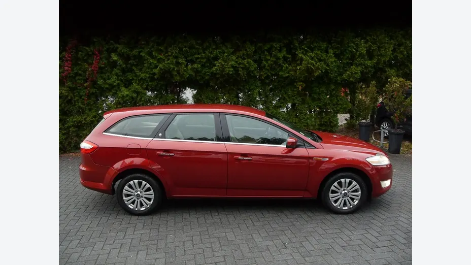 FORD Mondeo -