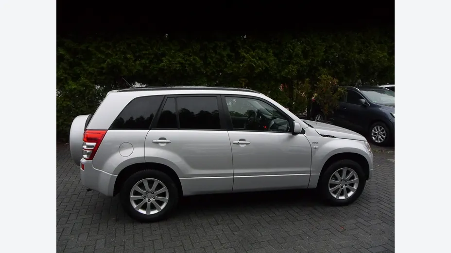 SUZUKI Grand Vitara -