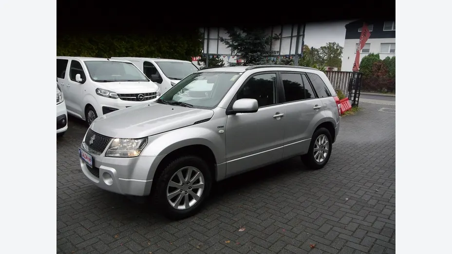 SUZUKI Grand Vitara -