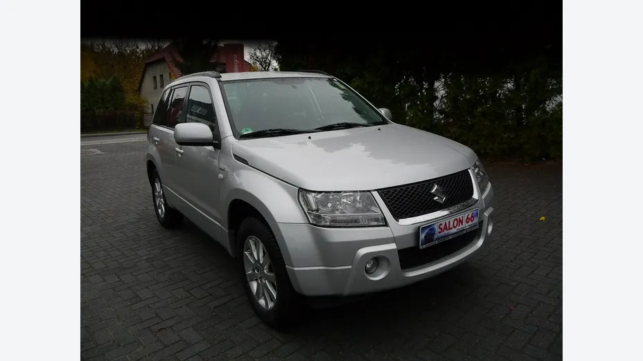 SUZUKI Grand Vitara -