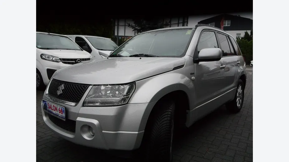 SUZUKI Grand Vitara -
