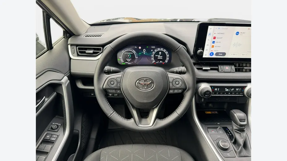 TOYOTA RAV4 -