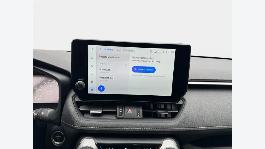 TOYOTA RAV4 -