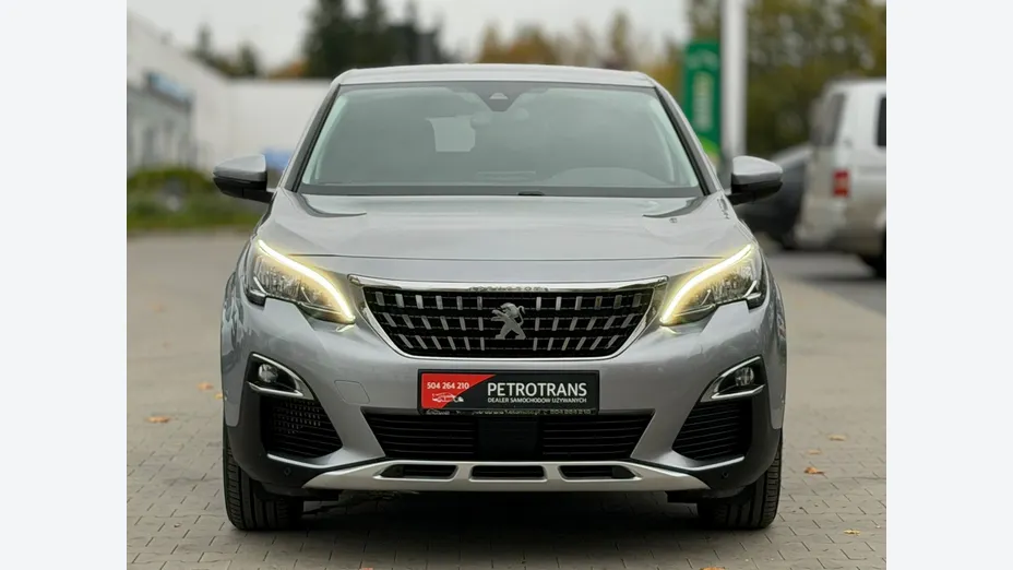 PEUGEOT 3008 -